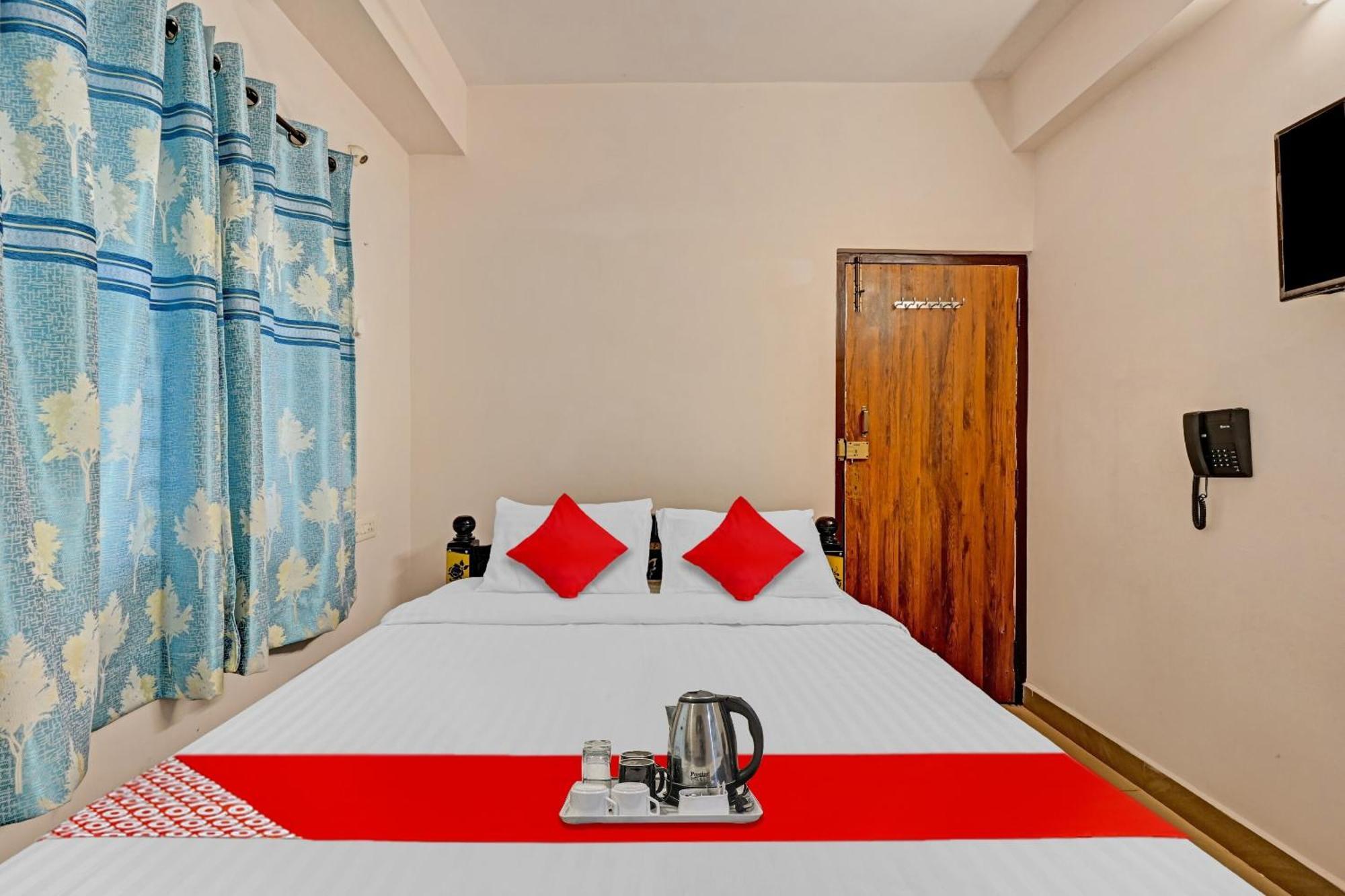 Hotel O Coastal Inn Luxury Service Apartments Kākināda エクステリア 写真